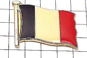 ピンバッジ・フランス国旗トリコロール３色◆フランス限定ピンズ◆レアなヴィンテージものピンバッチ_画像1