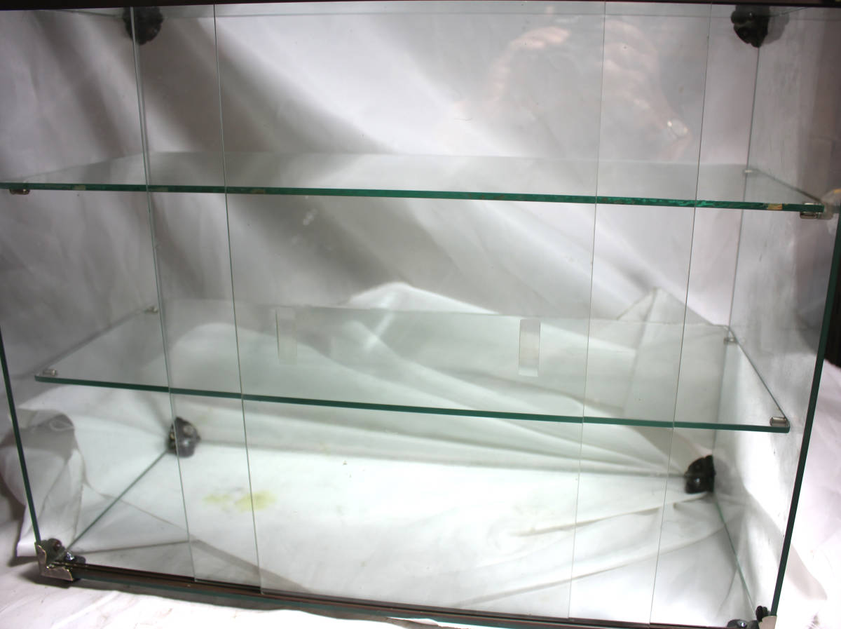昭和レトロ アンティーク古い 全面 ガラスケース ショーケース 卓上 3段式 飾り棚 前扉スライド式 修理済完品_画像6