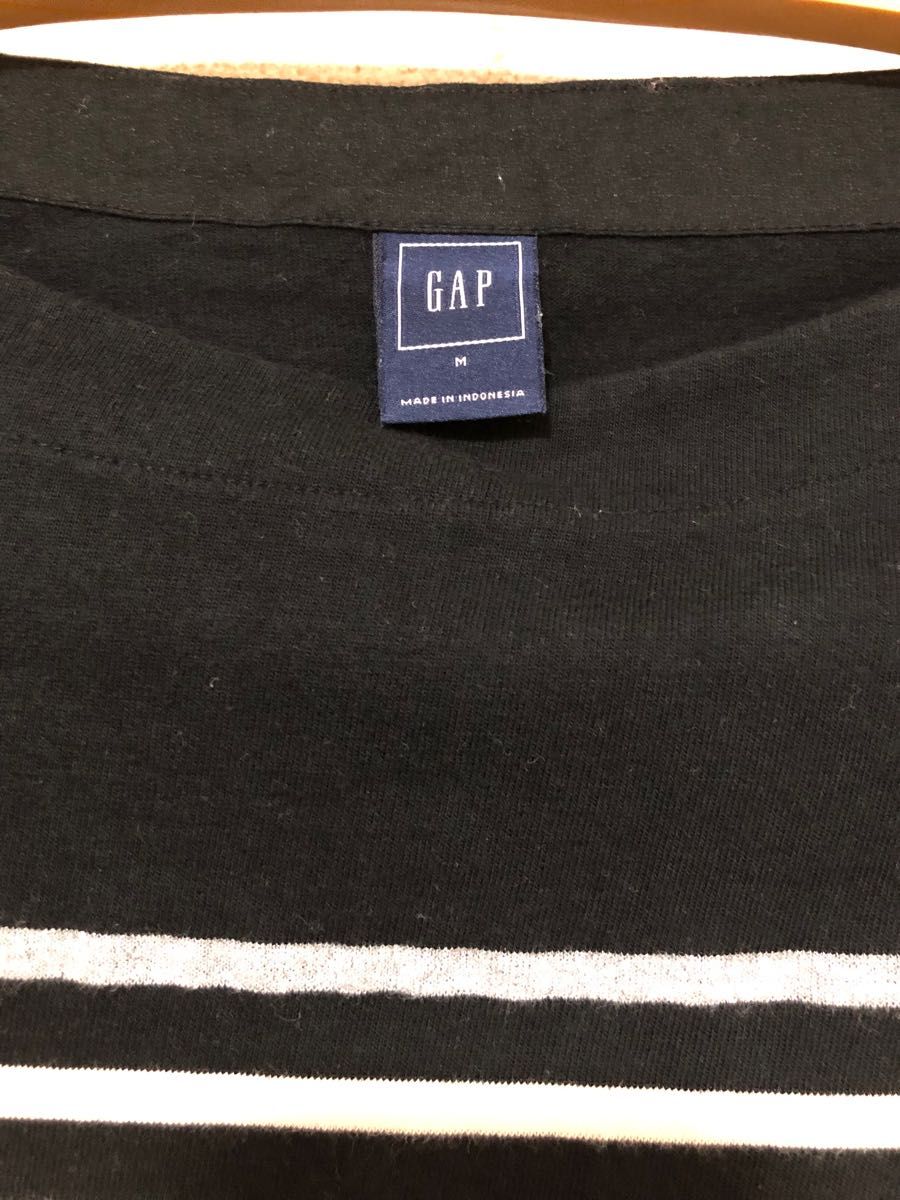 美品　GAP ギャップ　カットソー　Tシャツ　M  ボートネックっぽい　ボーダー