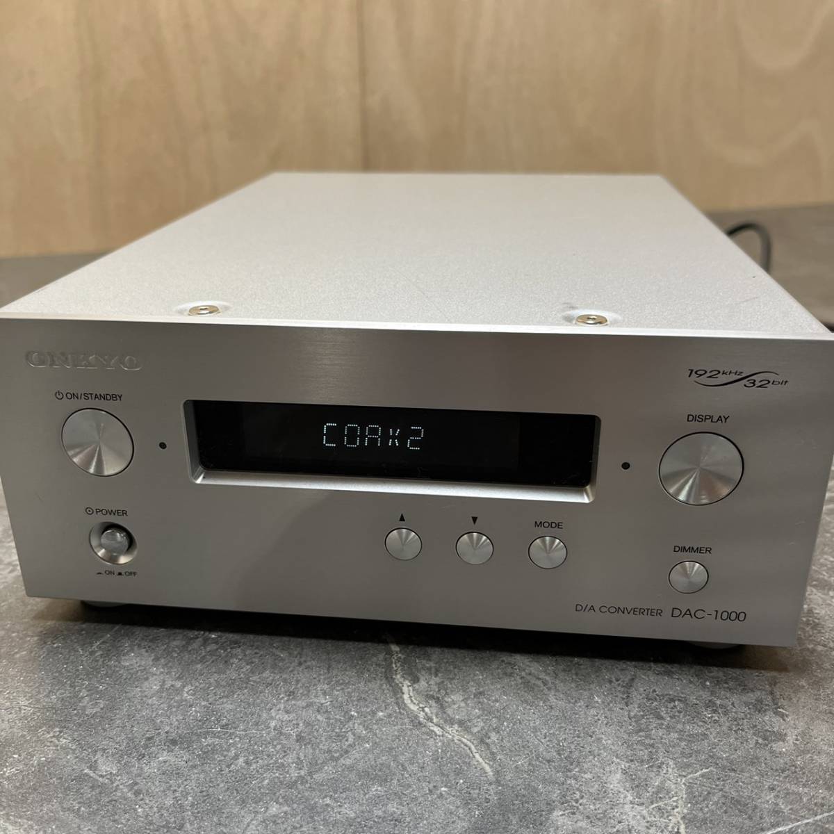 ☆ONKYO オンキョー DAC-1000 D/A CONVERTER 通電確認済み 配線なし