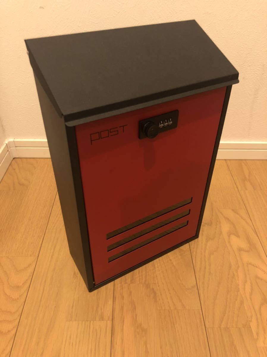 ポスト レッド ブラック メールボックス 新聞受け POST BOX RED BLACK 宅配 レター 手紙