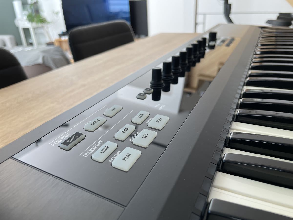 KOMPLETE KONTROL S61 MK1 Native Instruments MIDIキーボード