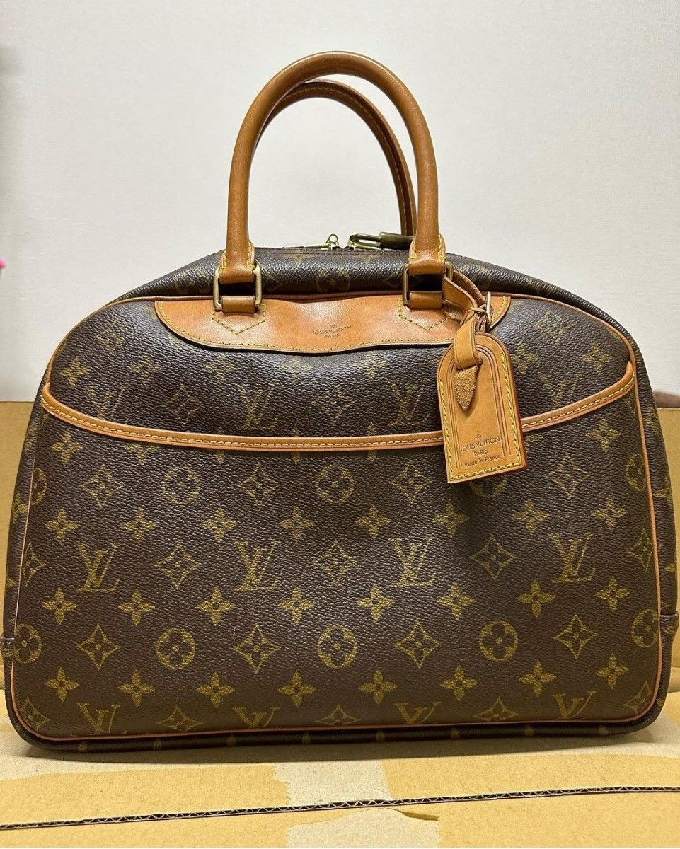 【美品】LOUIS VUITTON ルイヴィトン モノグラム ドーヴィル 定価20万円 M47270 付属品あり ハンドバッグ