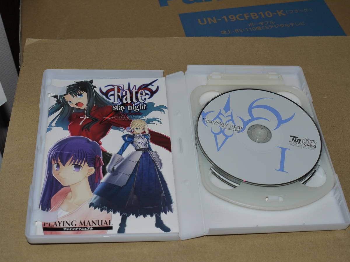 中古品　Fate stay night フェイト ステイナイト　windows CD-ROM 3枚組_画像2