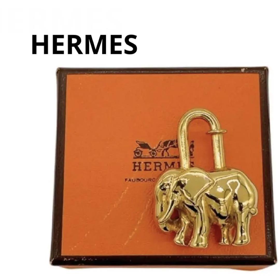 限定品 HERMES エルメス カデナ エレファント バッグチャーム ゴールド-