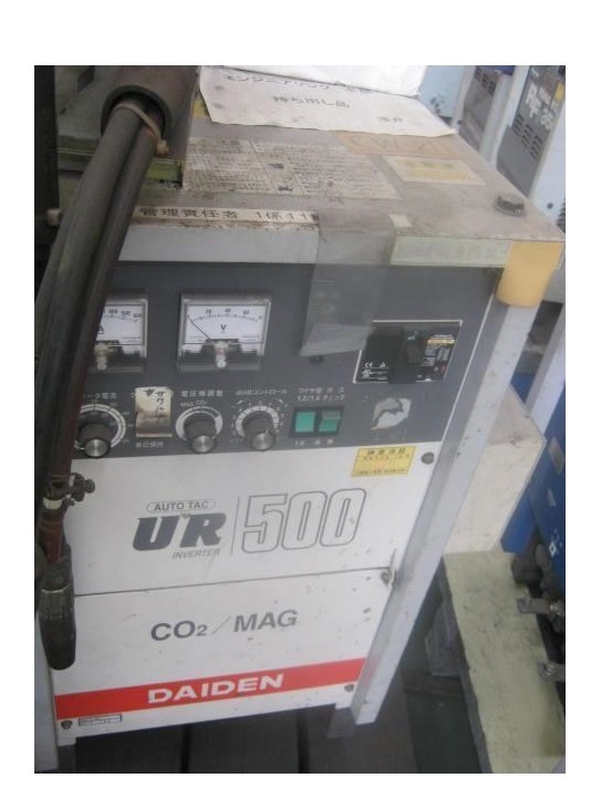C2A【棚302619有】溶接機 CO2MAG ダイヘン UR500 本体のみ 溶接機 C2A【棚302619有】溶接機 CO2MAG ダイヘン UR500 本体のみ 溶接機
