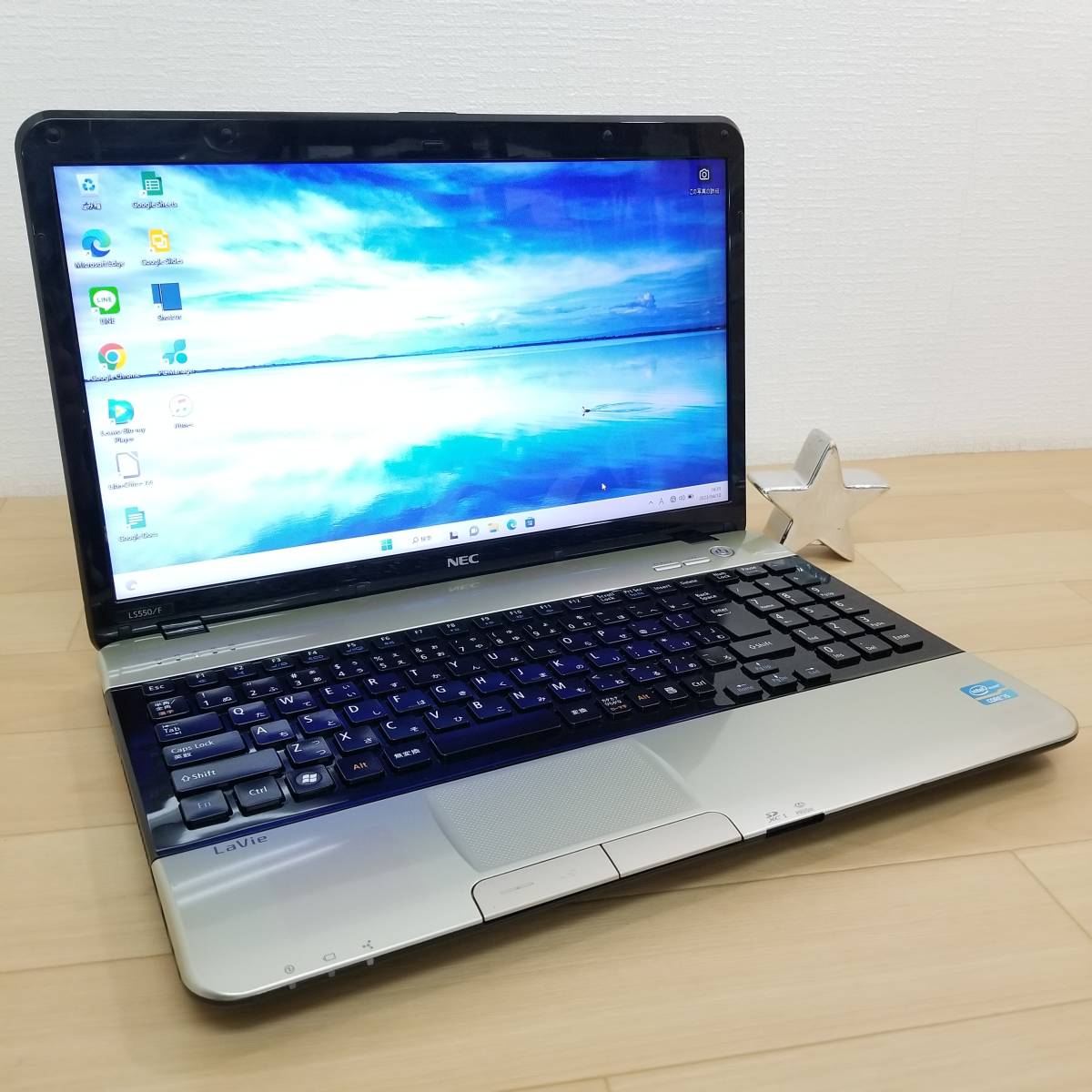 ☆美品☆新品SSD240GB搭載/高性能i5(ターボ)搭載/メモリ4GB/無線 Wi-Fi