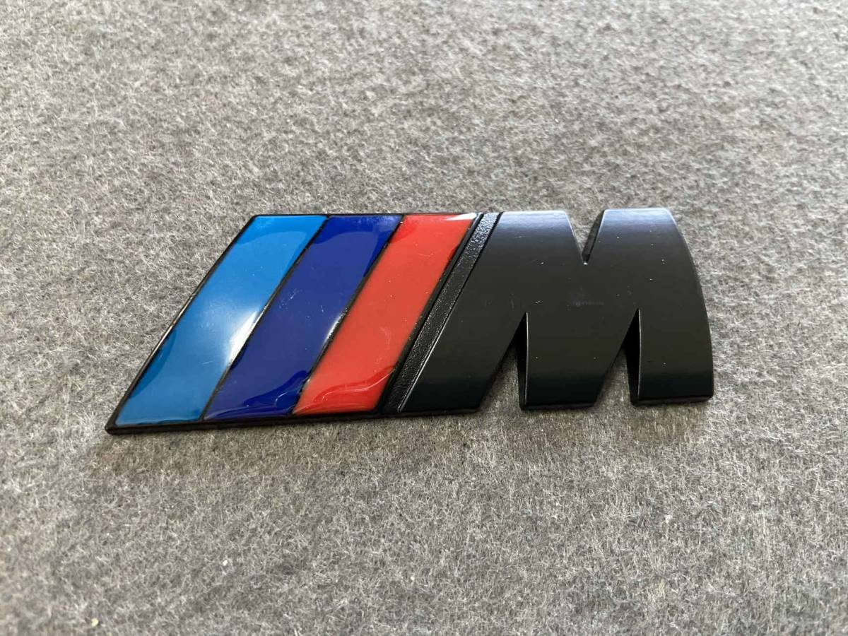 BMW ///M решётка значок передний Logo значок эмблема серебряный решётка bachi аксессуары металлический маркер (габарит) 09 номер 