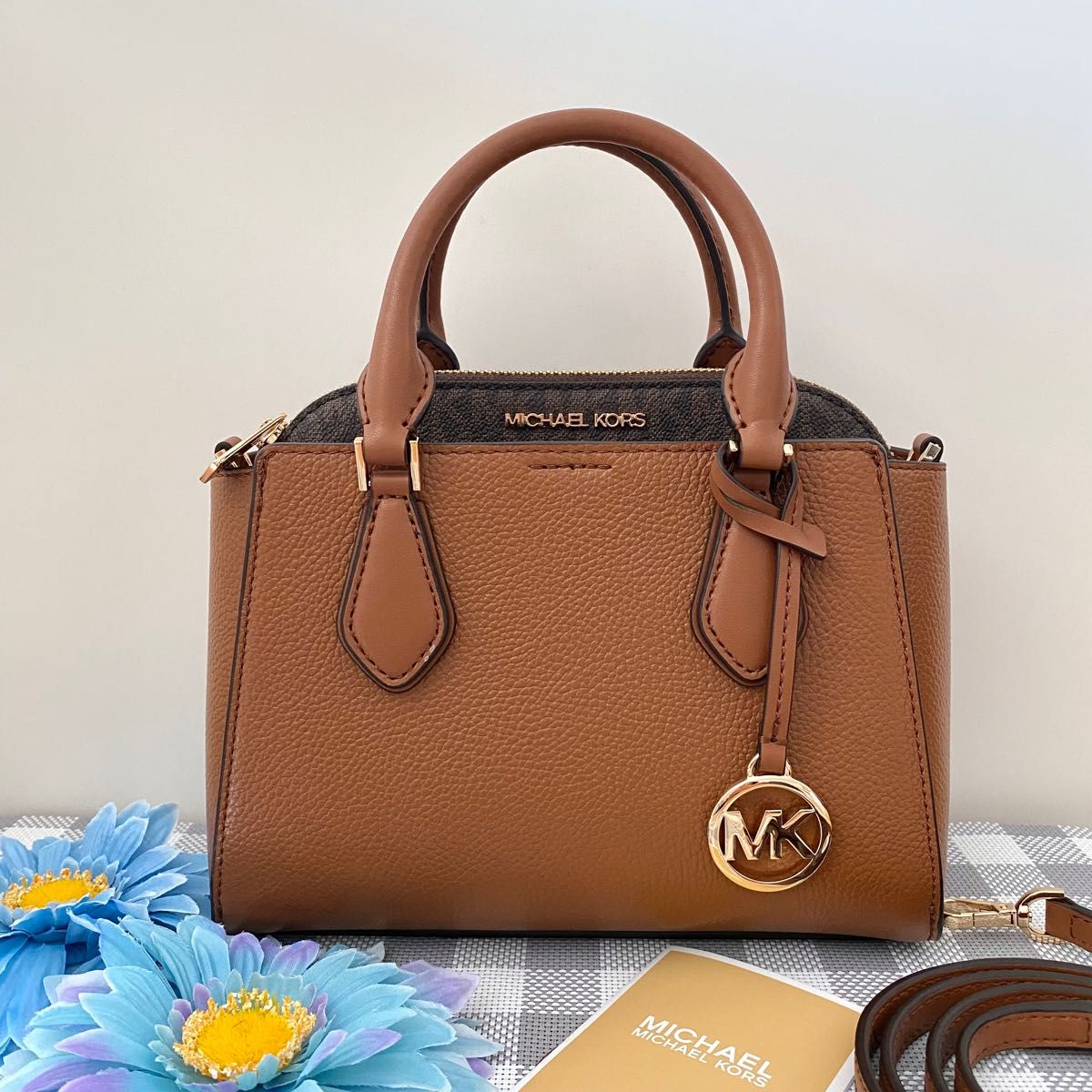 新品☆MICHAEL KORS ブラウン キャメル レザー ショルダーバッグ