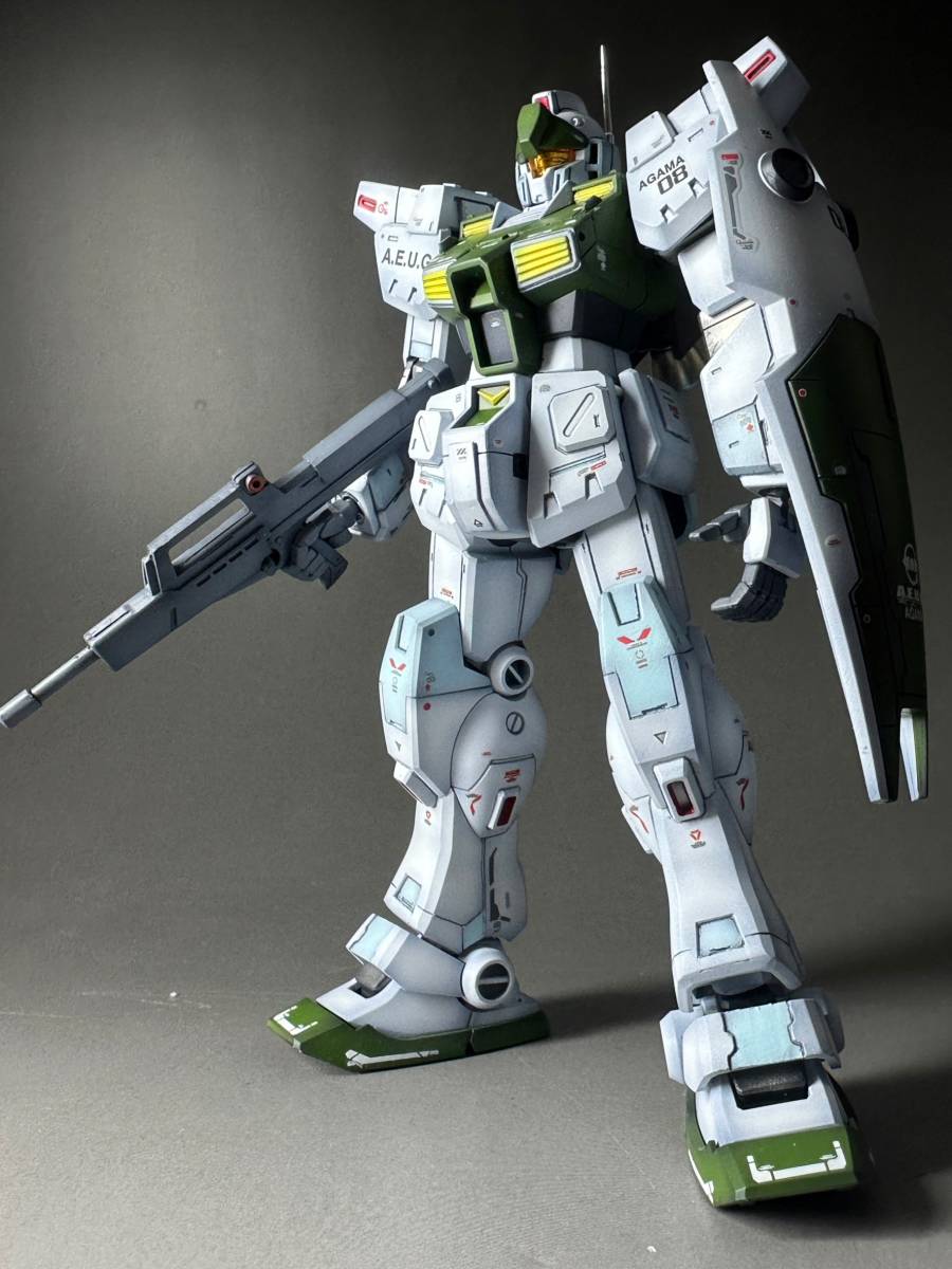 都内で ガンプラ ジム カスタム 塗装済み完成品 HGUC mandhucollege