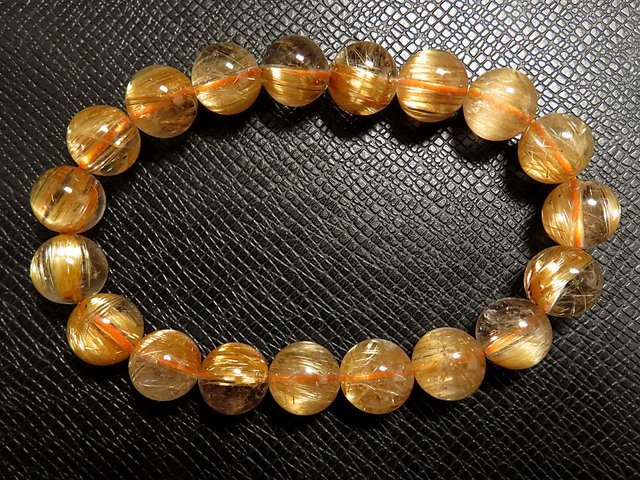 高品質g2000円☆黄金【タイチンルチル】水晶ブレスレットM☆10