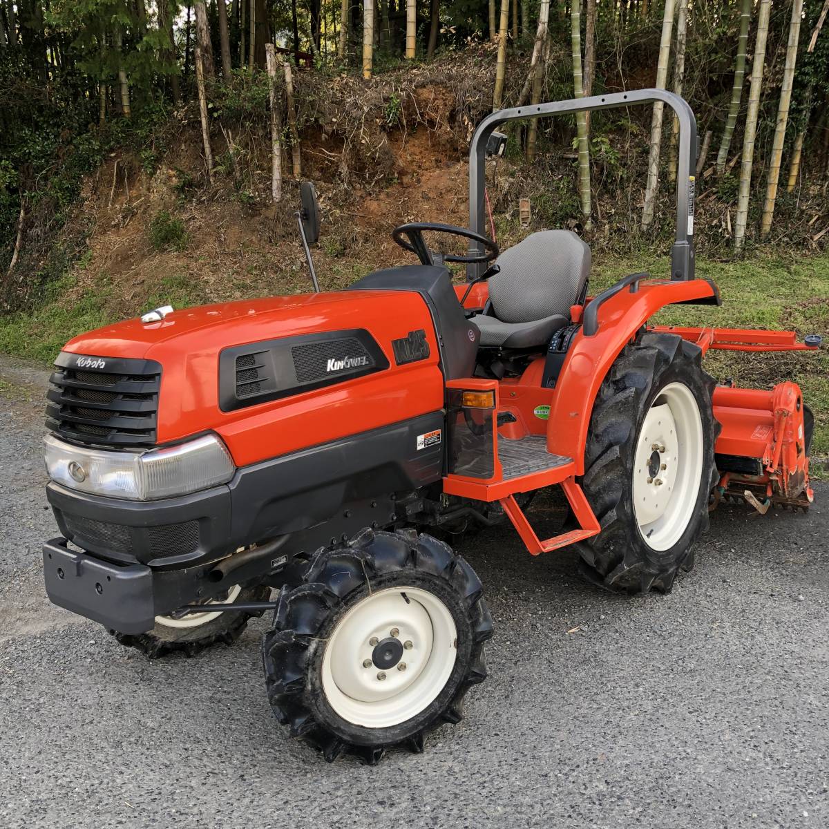 京都発 美品 クボタトラクターKL25 25馬力 895アワー クボタ純正ロータリー 4WD  Kubota クボタ くぼた KLの画像2