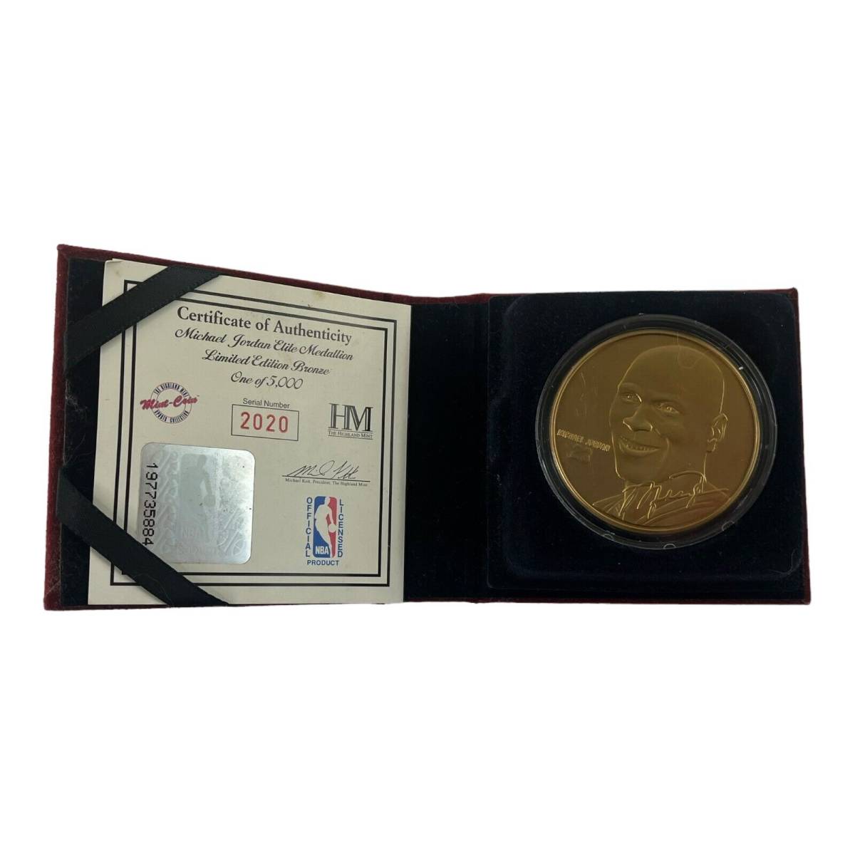 NBA Elite Basketball Michael Jordan Gold Medallion Chicago Bulls Highland Mint 海外 即決