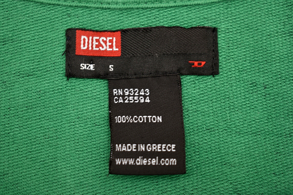 Y-5479★送料無料★超美品★DIESEL ディーゼル★正規品 ブラック黒色 襟カットオフ 薄地 スウェット生地 長袖 トレーナー Ｓ_画像4