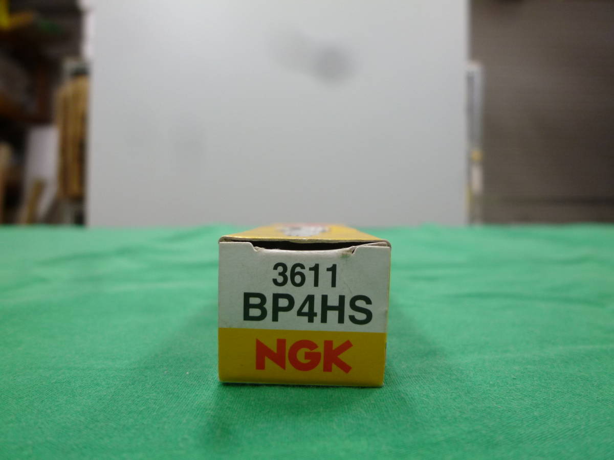 【7062】NGK　スパークプラグ　3611　BP4HS　未使用品　長期保管品_画像3