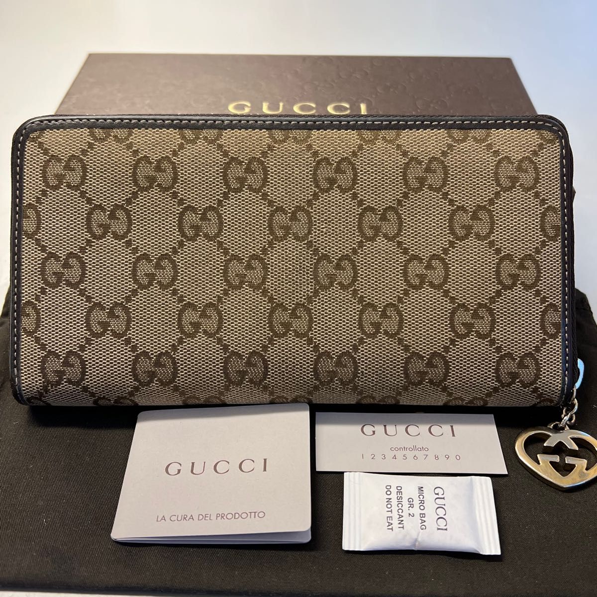 新品同様‼️ グッチ GUCCI 財布 長財布 GGキャンバス ラウンドファスナー-