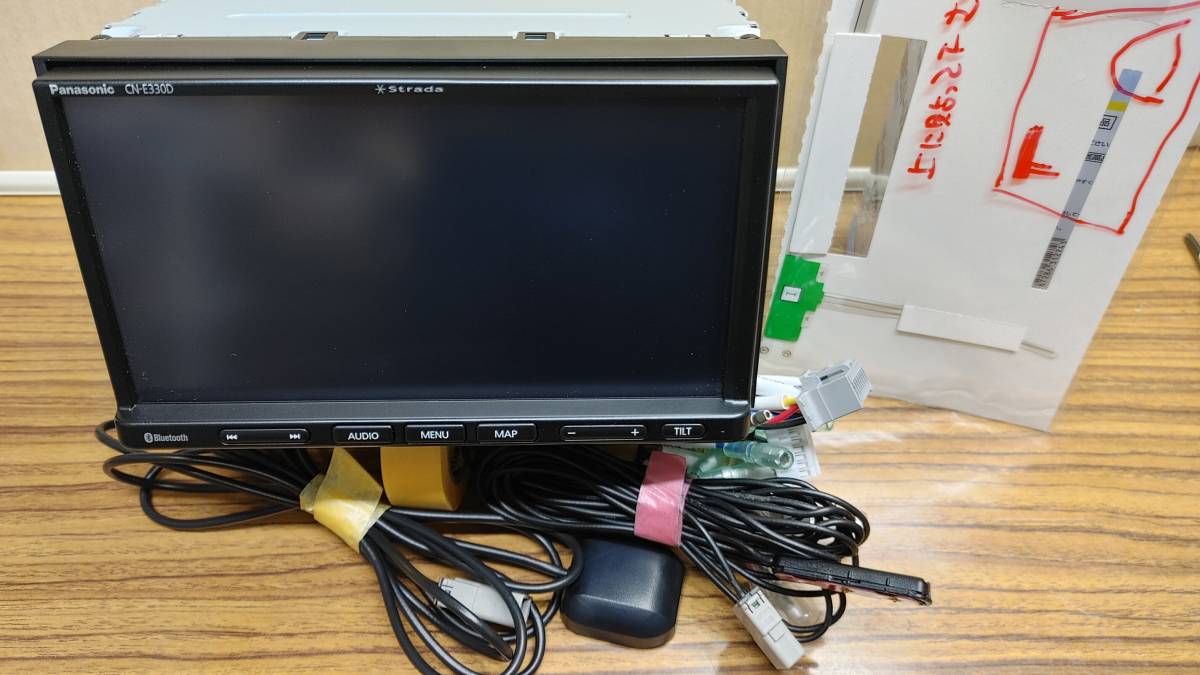 お1人様1点限り】 パナソニック製ワンセグメモリーナビ CN-E330D 汎用