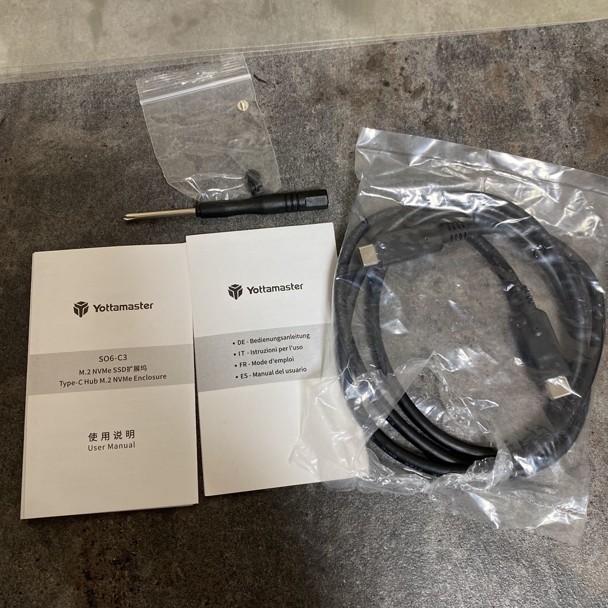 504p1007 Yottamaster SO6-C3 USB-TYPE C ドッキングステーション 9-in