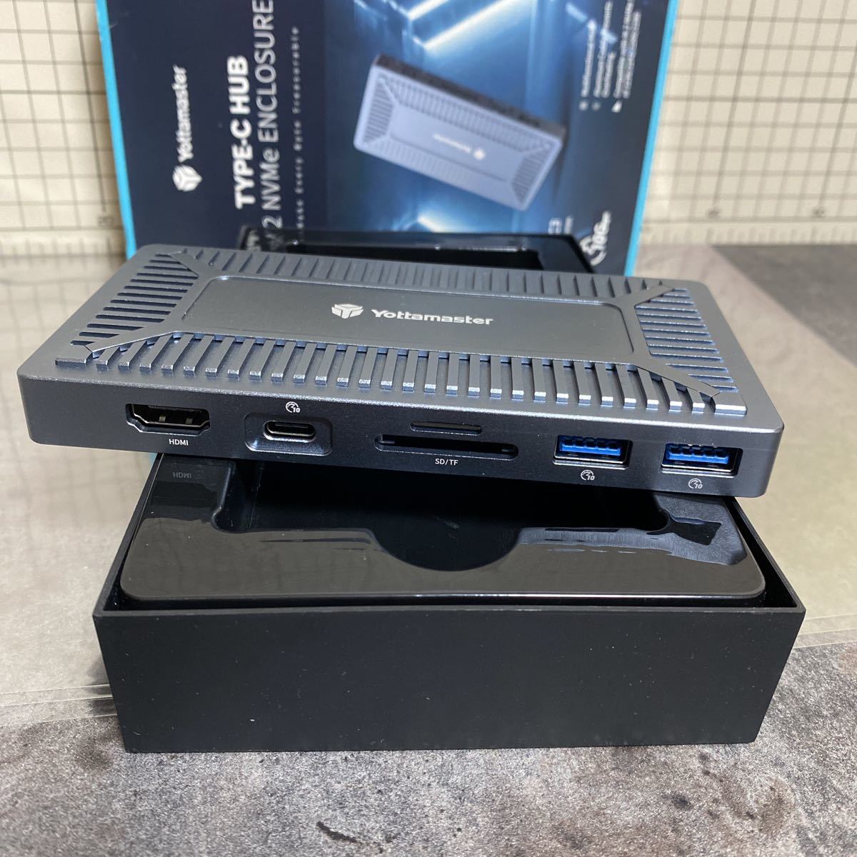 504p1007 Yottamaster SO6-C3 USB-TYPE C ドッキングステーション 9-in