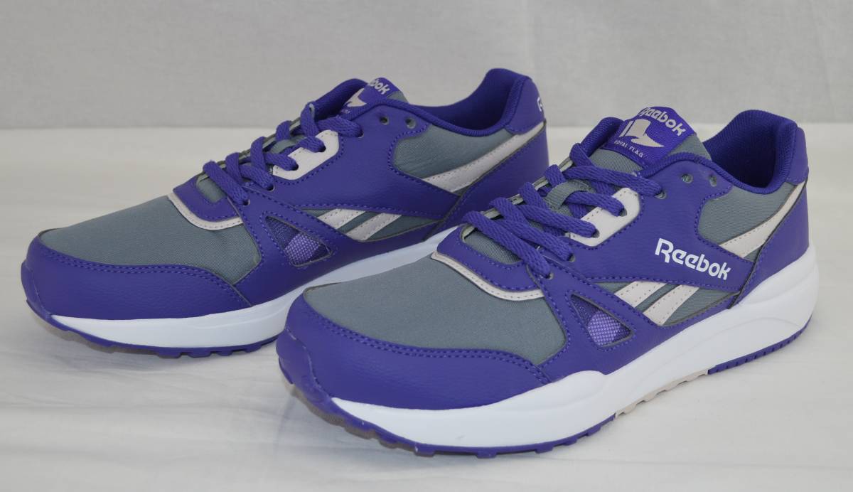 Reebok royal escape hot sale