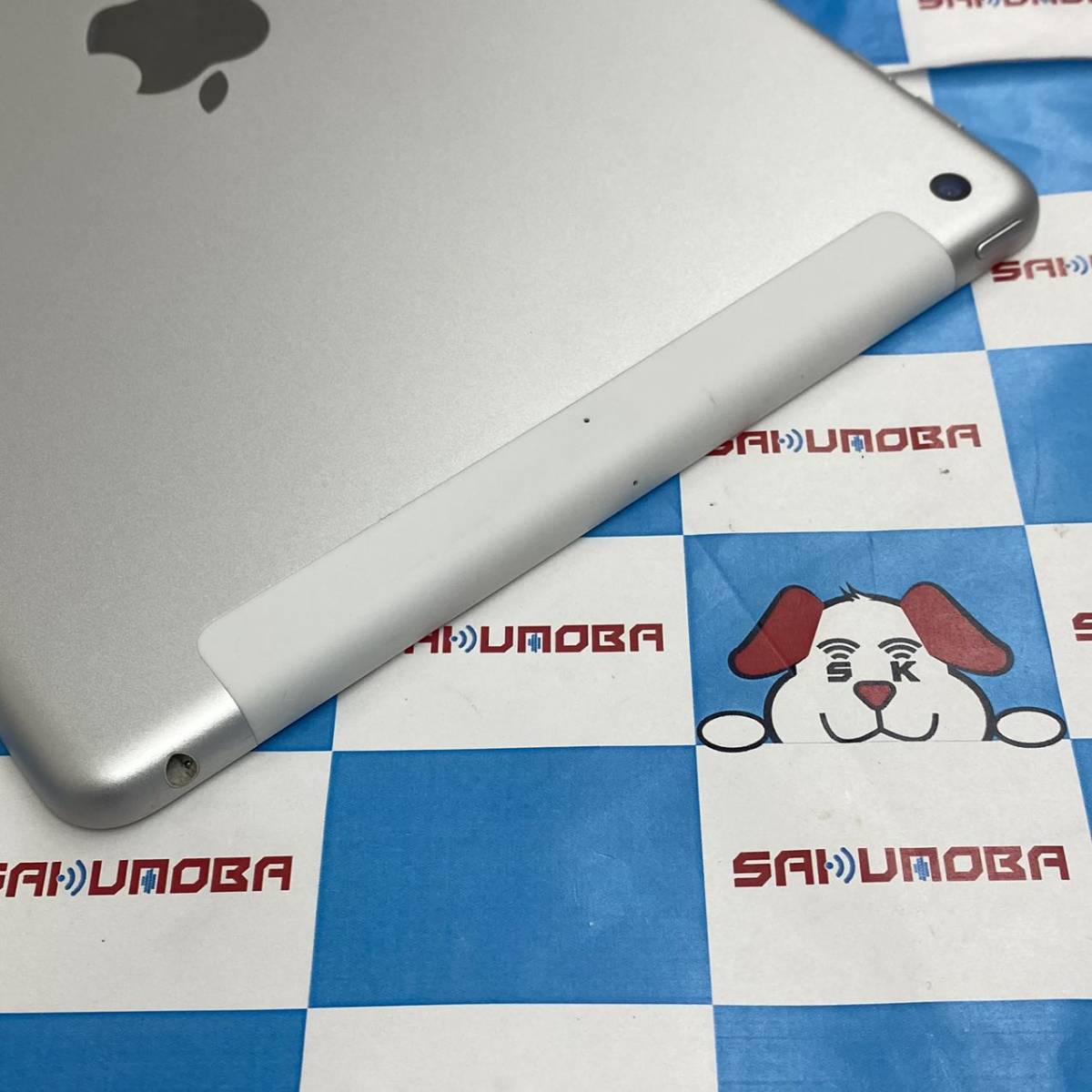 最大56%オフ! iPad第6世代32GB元Docomo 打痕ありですが とっても綺麗