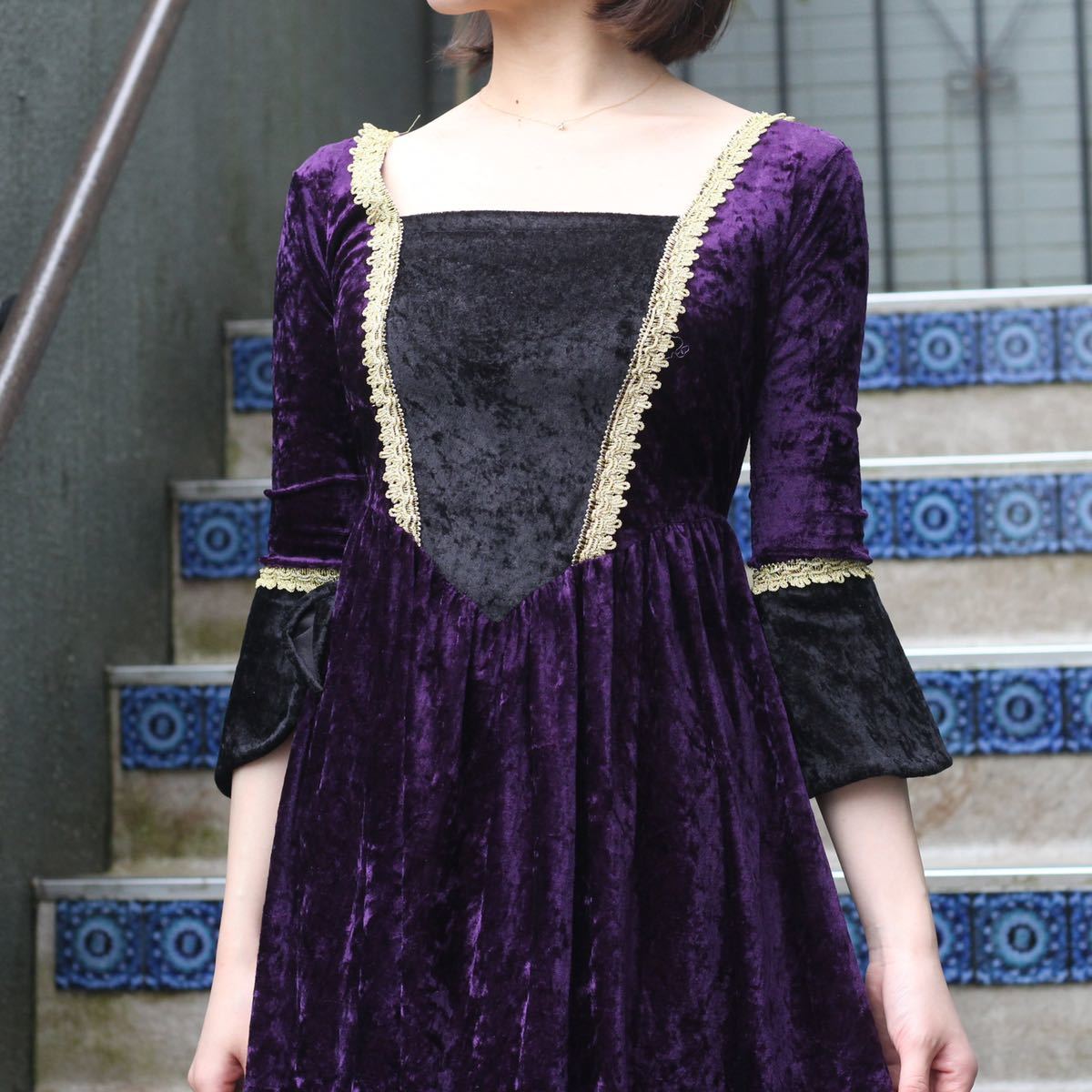 USA VINTAGE BELL SLEEVE VELOUR DRESS ONE PIECE/アメリカ古着ベルスリーブベロアドレスワンピース_画像2