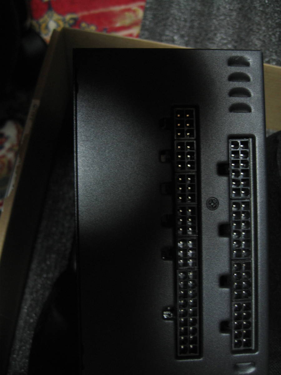 CORSAIR AX750 CMPSU-750AX 750w　中古品　スリーブケーブル_画像9