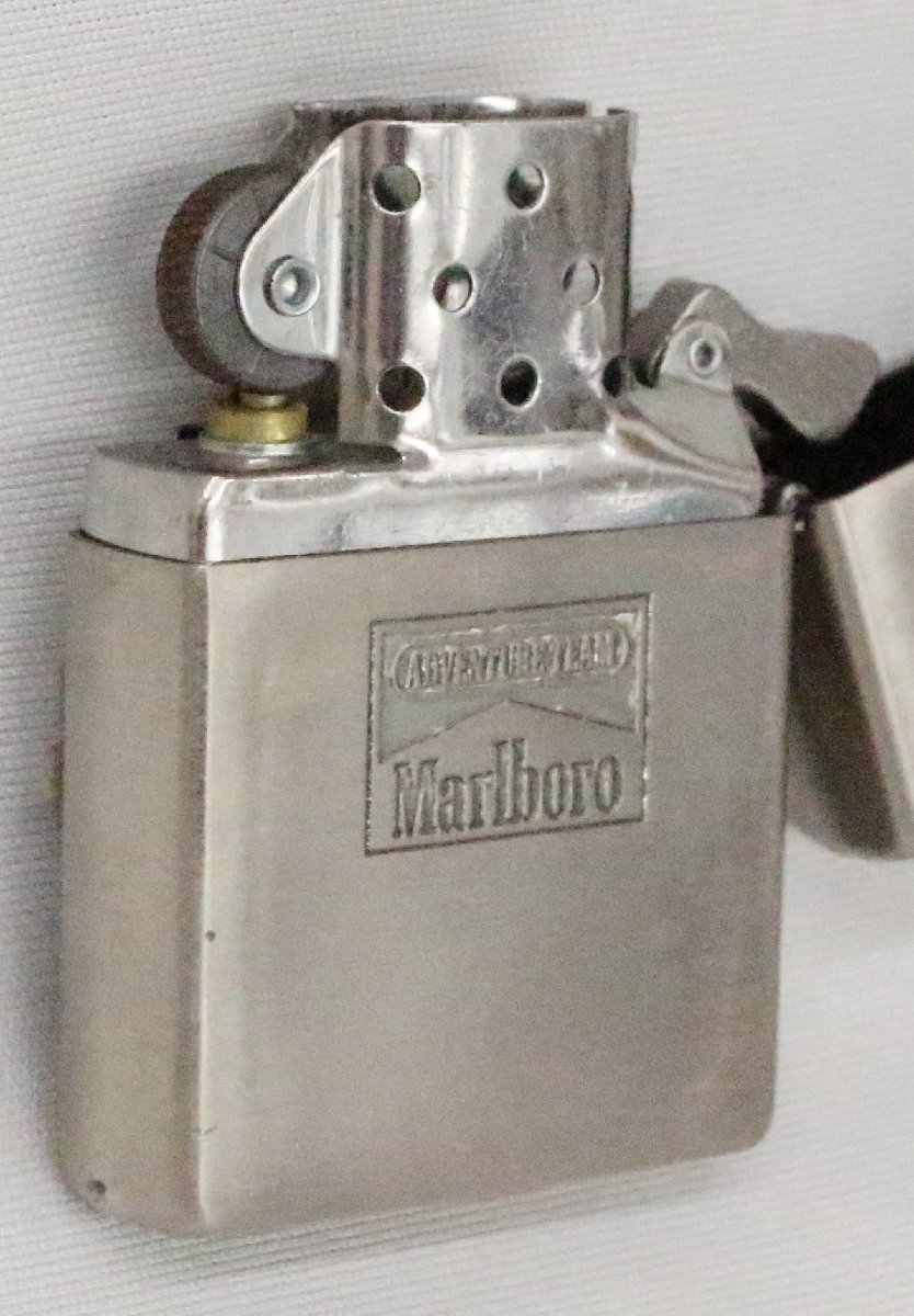 ZIPPO ジッポー マルボロ Marlboro ADVENTURE TEAM 赤マル 車 ZIPPO ジッポー マルボロ Marlboro ADVENTURE TEAM 赤マル 車