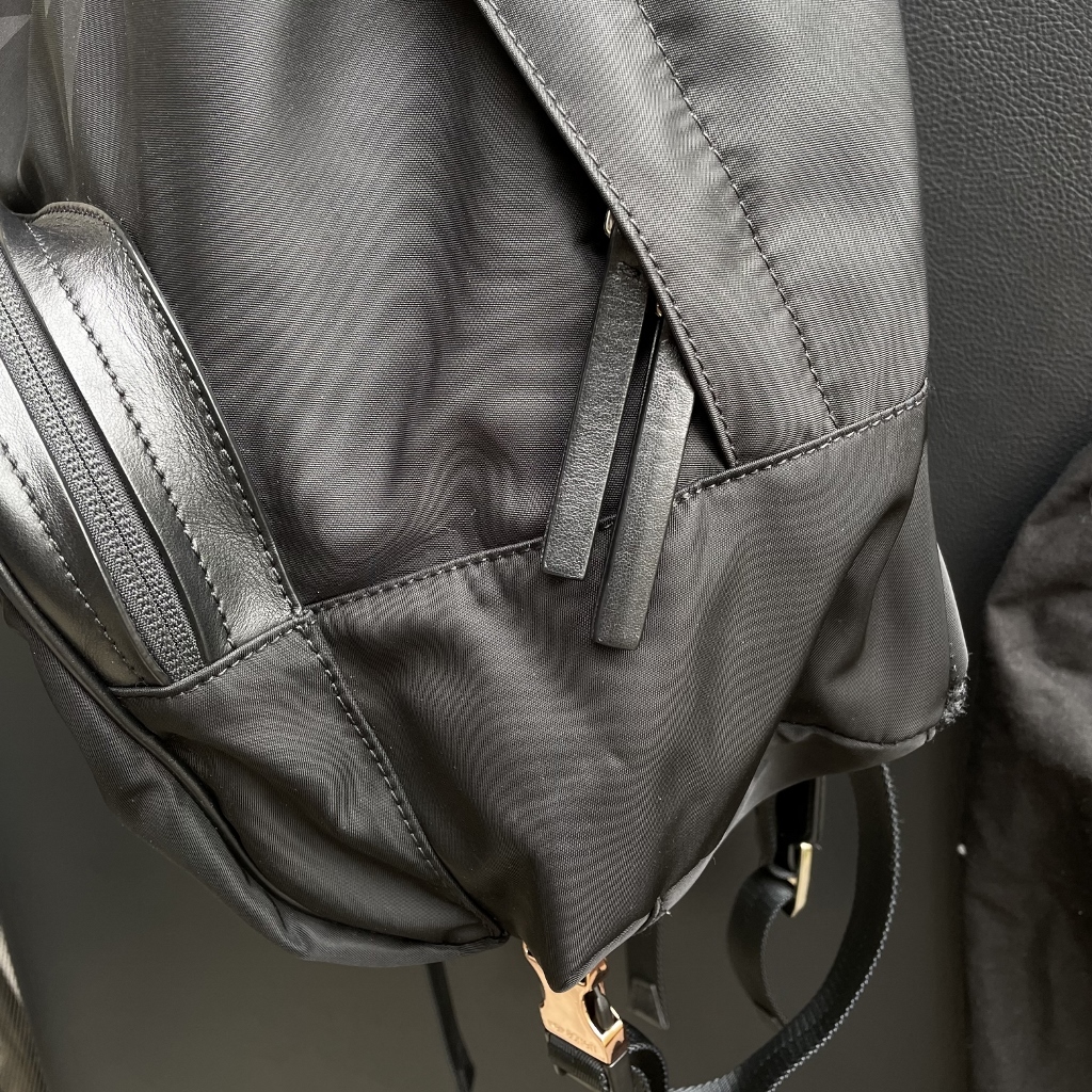 美品 NEIL BARRETT ニールバレット BOLT サンダー ボルト ナイロン