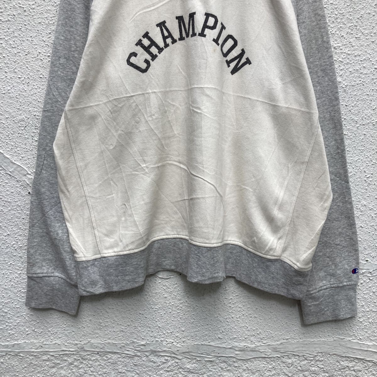 Champion スウェット トレーナー ウィメンズ XL グレー アイボリー ブラック ラグラン ロゴ チャンピオン 古着卸 アメリカ仕入 a504-5702_画像3