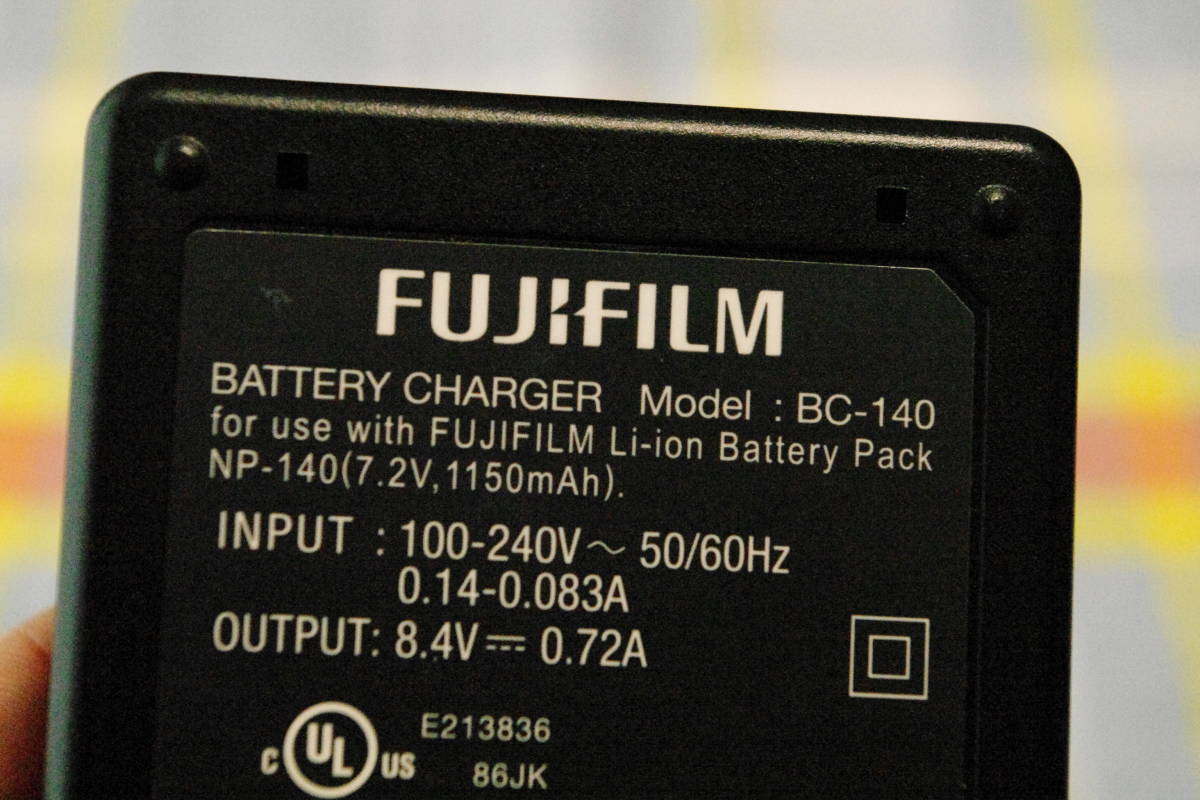  FUJIFILM BC-140 バッテリーチャージャー ■t3_画像2