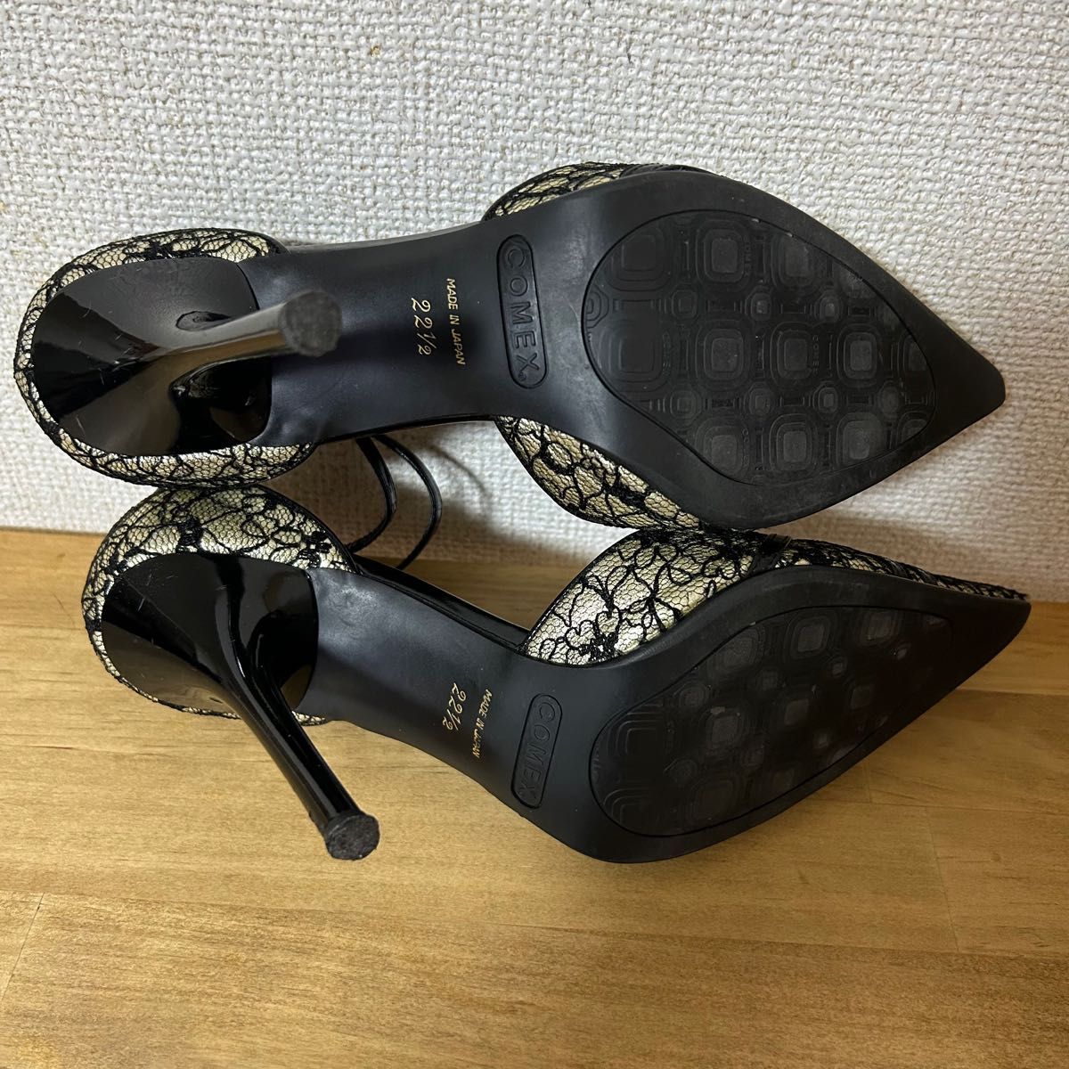 COMEX コメックス　パンプス　レース　ピンヒール　ハイヒール　安室奈美恵　イエロー　ゴールド　アンクルストラップ　22.5cm