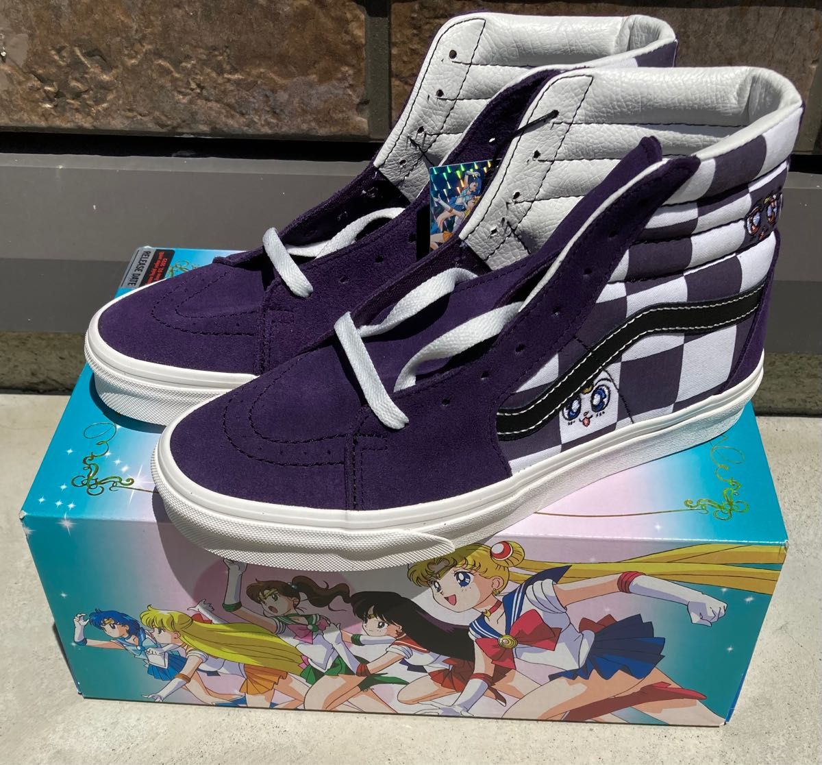 新品未使用　バンズ　美少女戦士セーラームーン　コラボ　sk8-hi 24.5 箱あり ハイカットスニーカー VANS ルナ