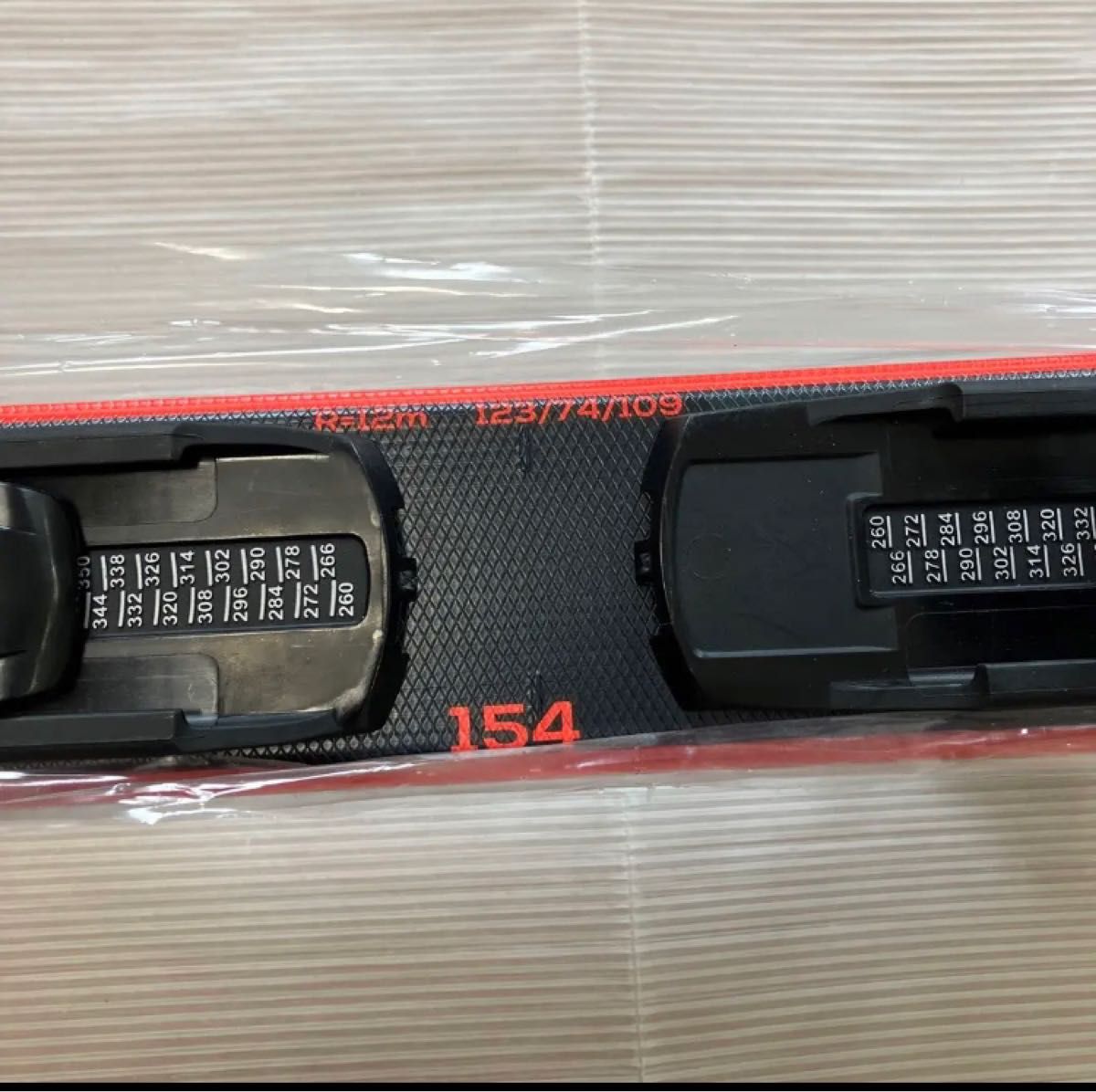 送料無料 新品 スペイン製 ロシニョール 22REACT R4SPORT