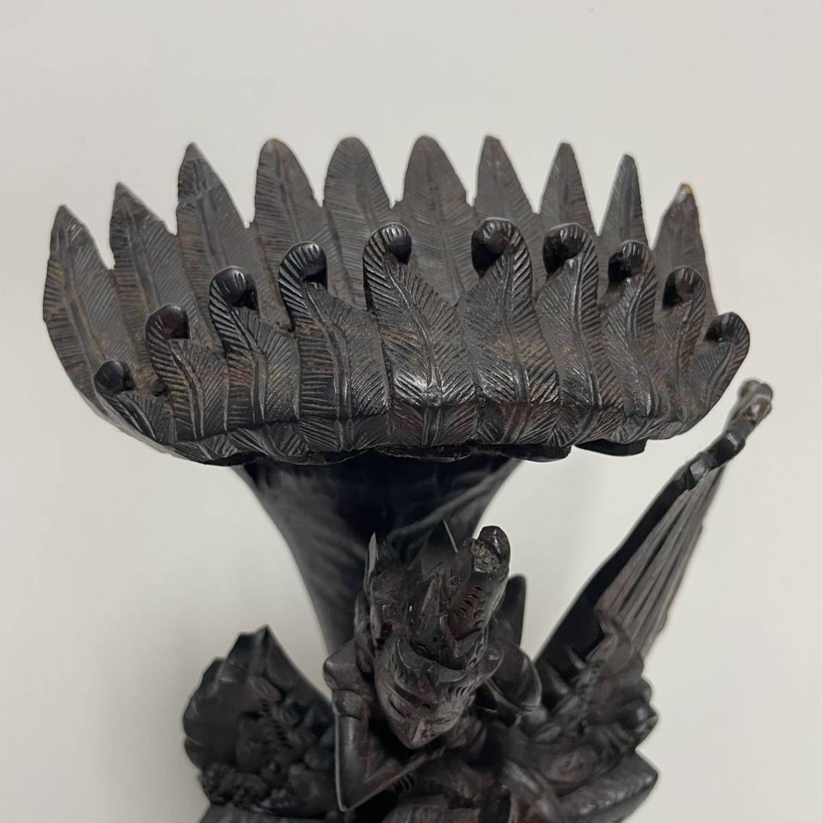 縞黒檀 ガルーダ ヒンドゥー教 バリ島 仏教美術 木彫り 細密彫刻 縞黒檀 ガルーダ ヒンドゥー教 バリ島 仏教美術 木彫り 細密彫刻
