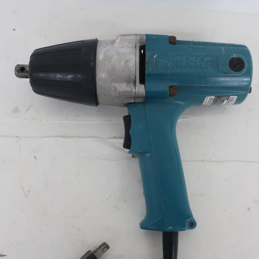 Makita マキタ 100V 12.7mm インパクトレンチ 本体のみ 6905B 中古