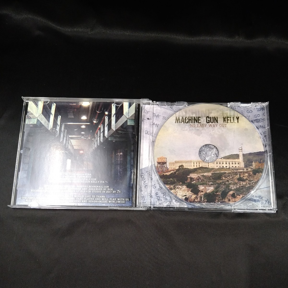 CD / Machine Gun Kelly / No Easy Way Out / Sliptrick Records / SLP-017-0279 / CD0024_画像3