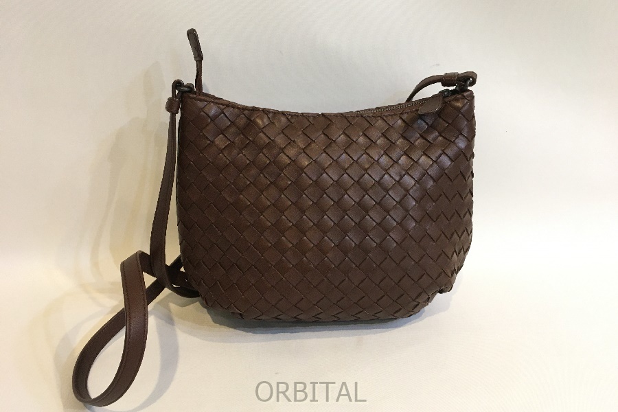 二子玉)Bottega Veneta ボッテガヴェネタ イントレチャートショルダー