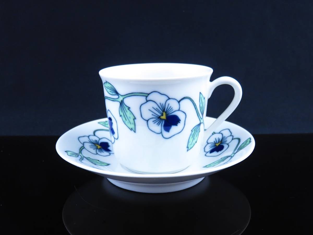 爆売り! シルビア・シルヴィアコーヒーカップ&ソーサー Silvia ロール