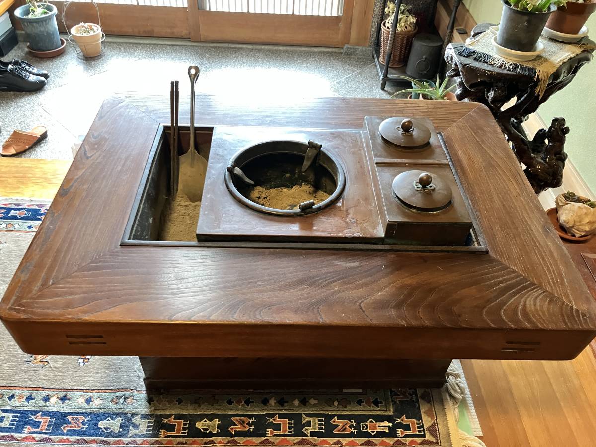 ◇関西火鉢 長火鉢 伝統工芸 囲炉裏 座卓 天板 ローテーブル◇(T12