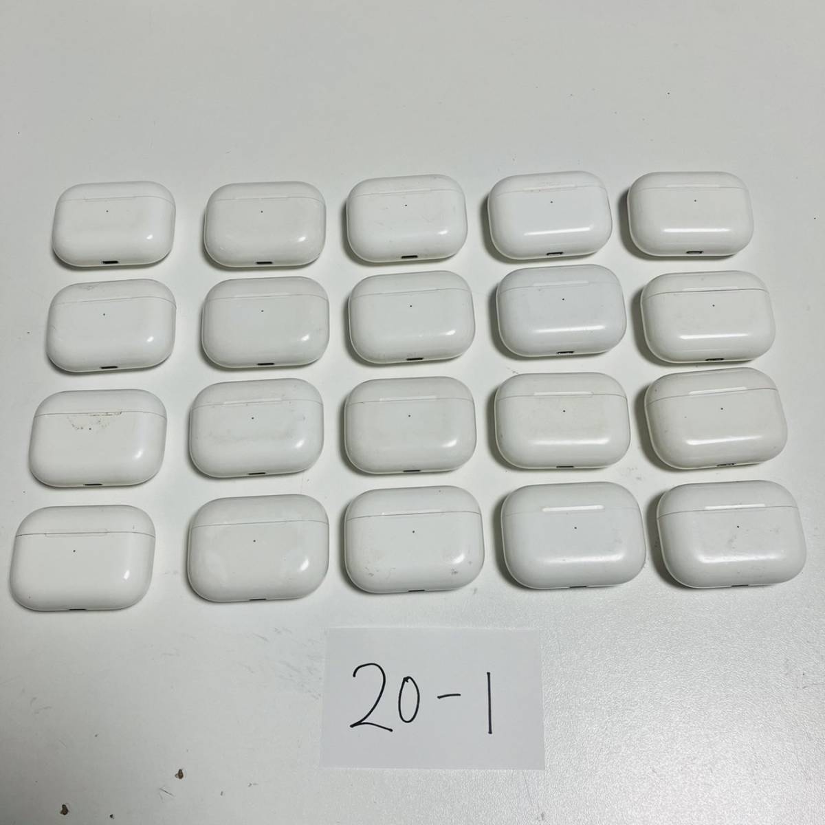 Apple AirPods Pro A2190 アップル エアポッズプロ 充電ケースのみ