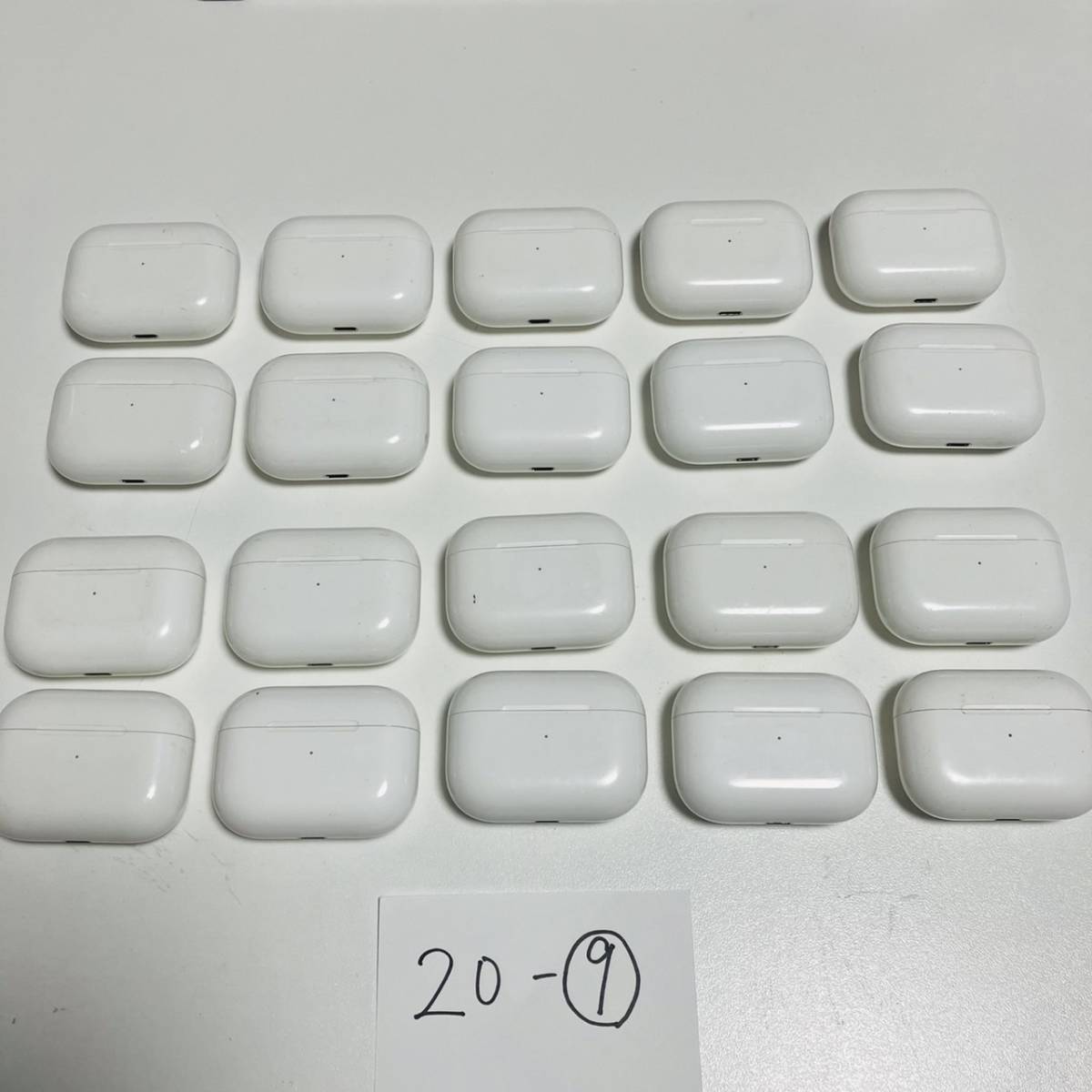 Apple AirPods Pro A2190 アップル エアポッズプロ 充電ケースのみ