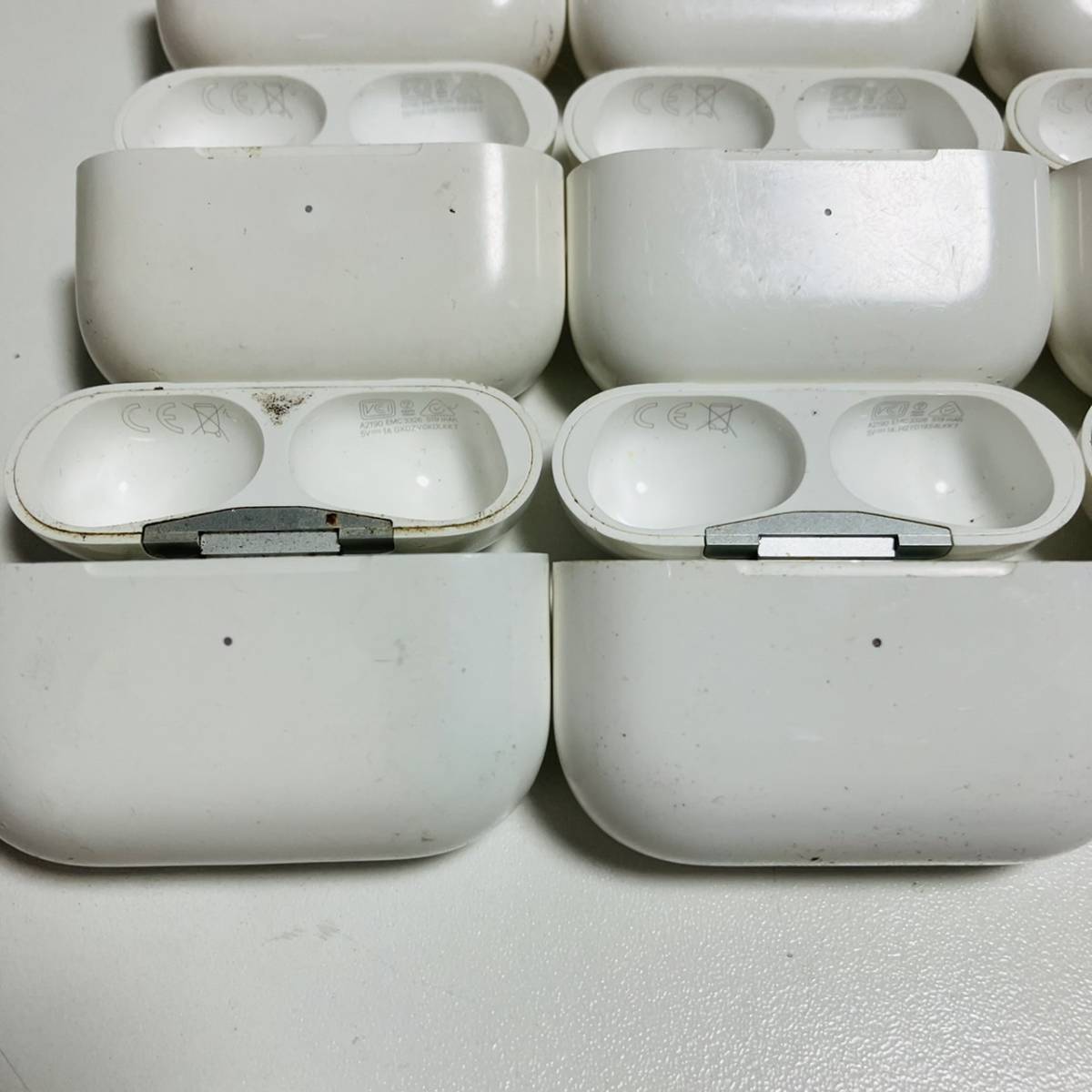 Apple AirPods Pro A2190 アップル エアポッズプロ 充電ケースのみ