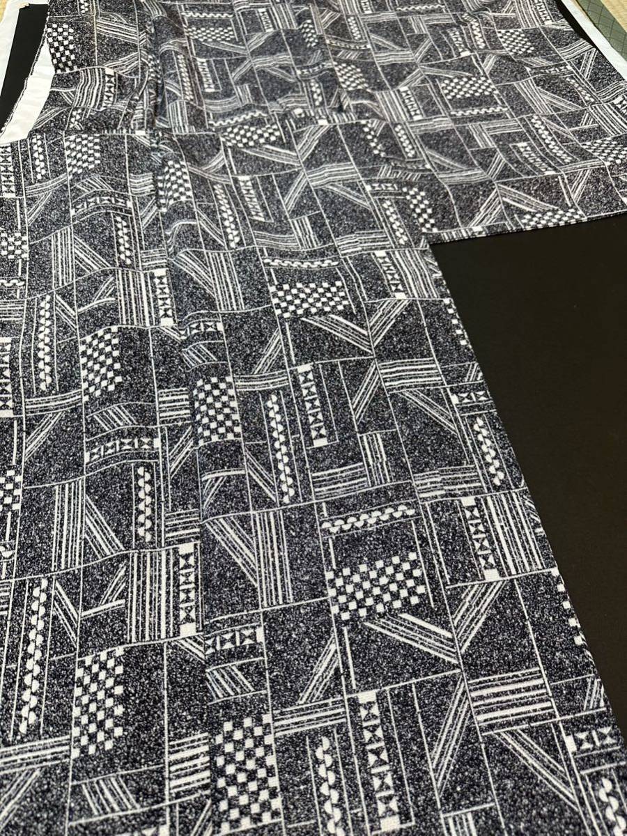 日舞家所蔵品☆【銘品】単衣 京都老舗銘店「いと由」黒地(モノトーン