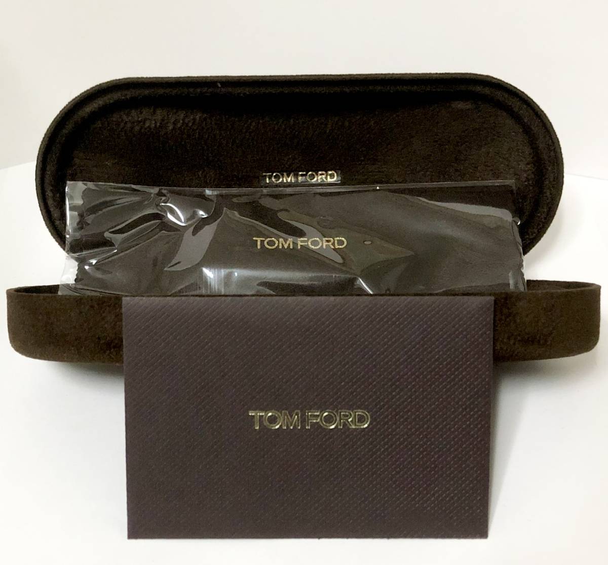 正規新品 イタリア製 TOM FORD FT5593 D-B 052 純正ケースと純正クロス