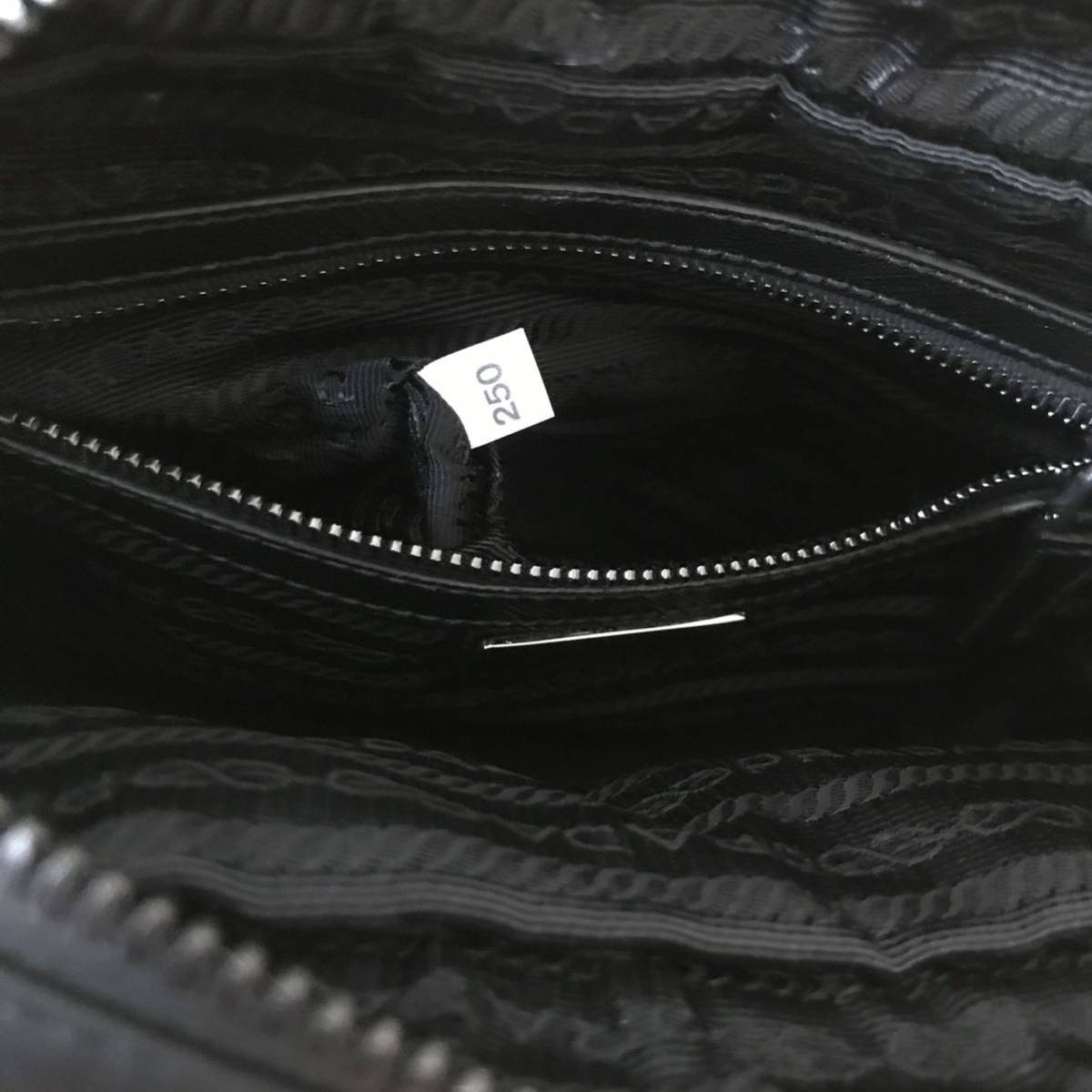 新品同様 極美品 PRADA プラダ メンズ ショルダーバッグ 斜め掛け