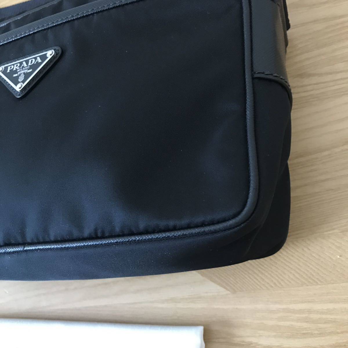新品同様 極美品 PRADA プラダ メンズ ショルダーバッグ 斜め掛け