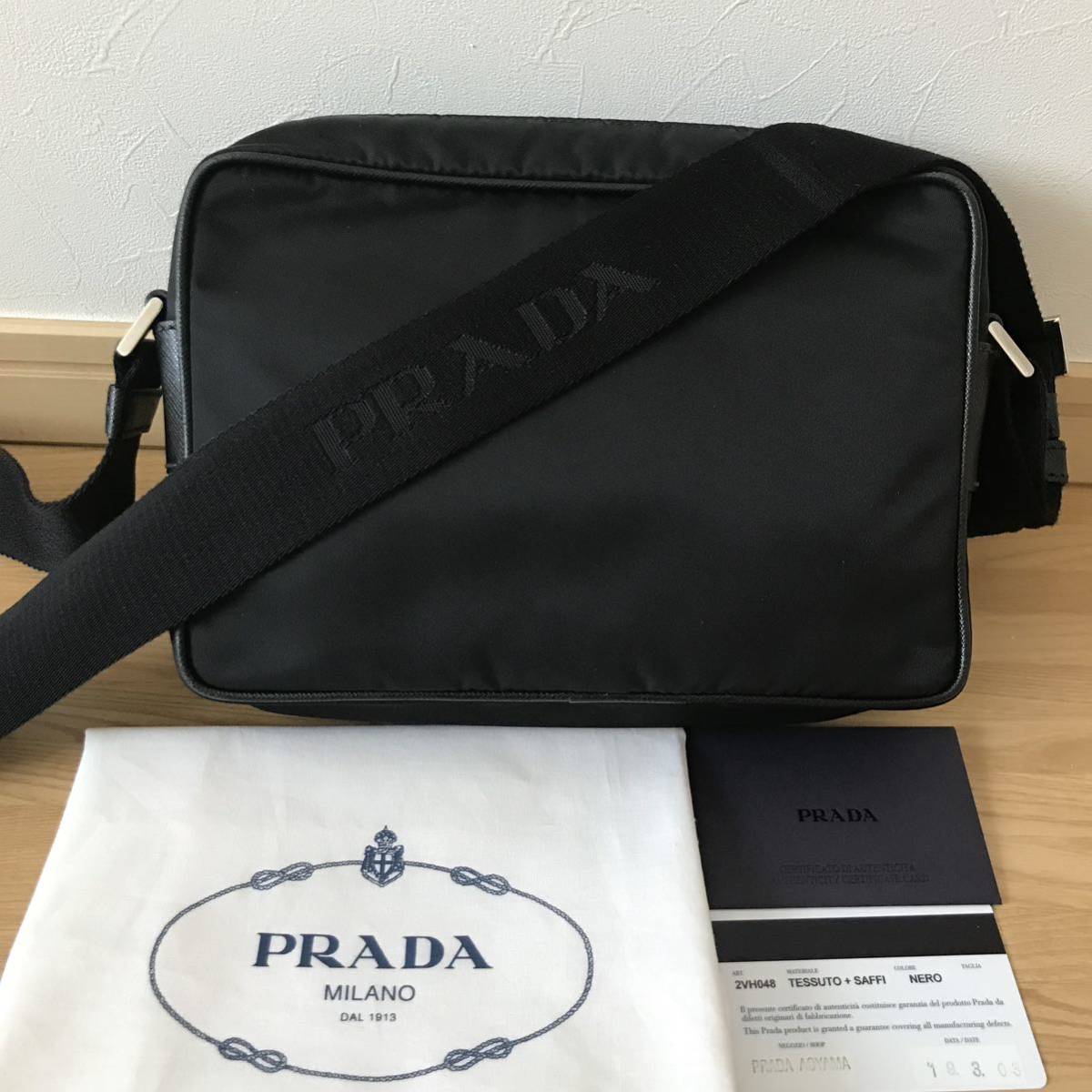 新品同様 極美品 PRADA プラダ メンズ ショルダーバッグ 斜め掛け