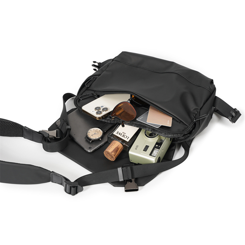 おしゃれ　メンズ 　防水 ショルダーバッグ 斜めがけ 鞄 カバン 軽量 多機能 通勤　大容量　黒_画像4