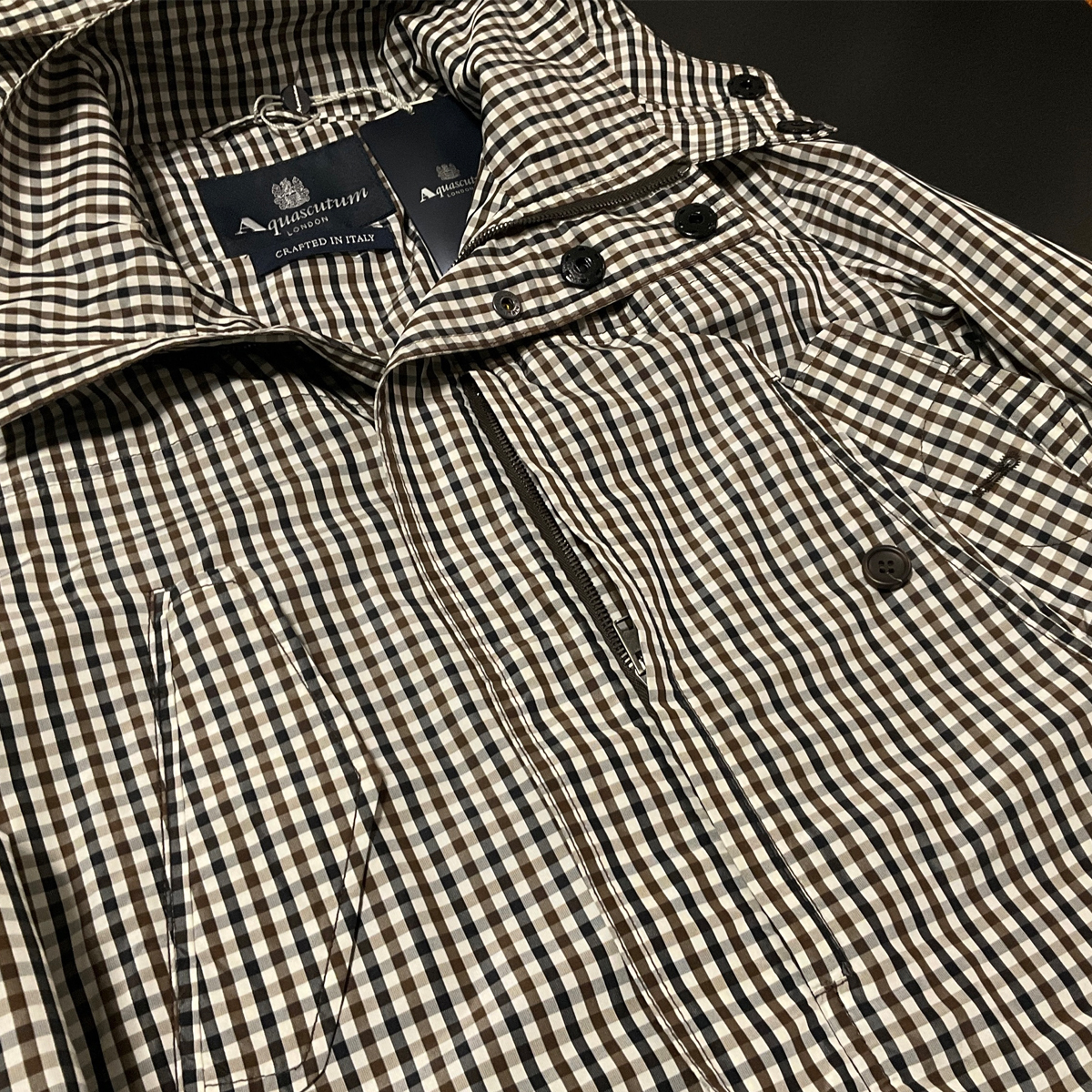 AQ25M 新品!12.6万 イタリア製 Aquascutum アクアスキュータム フード
